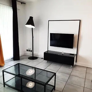 La Poterie - Avec Balcon Et Parking Prive Appartement Quimper